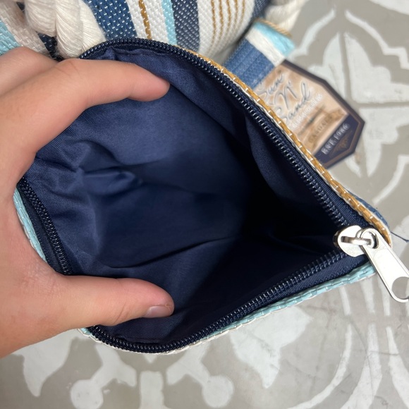 NWT Sun N’ Sand | 2pc Tote And Pouch Set - Picture 4 of 10